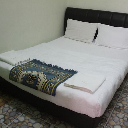 Netasha Holiday Inn Tanah Rata Exterior foto